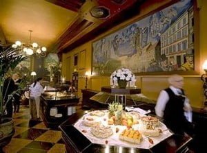 Grand Hotel